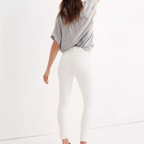 Madewell 9" Mid-Rise Skinny Jeans in Pure White size 26 - Picture 3 of 11